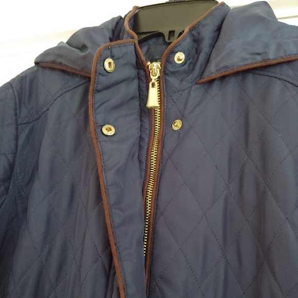 Quilted Jacket with hood Navy Size small - Picture 3 of 12